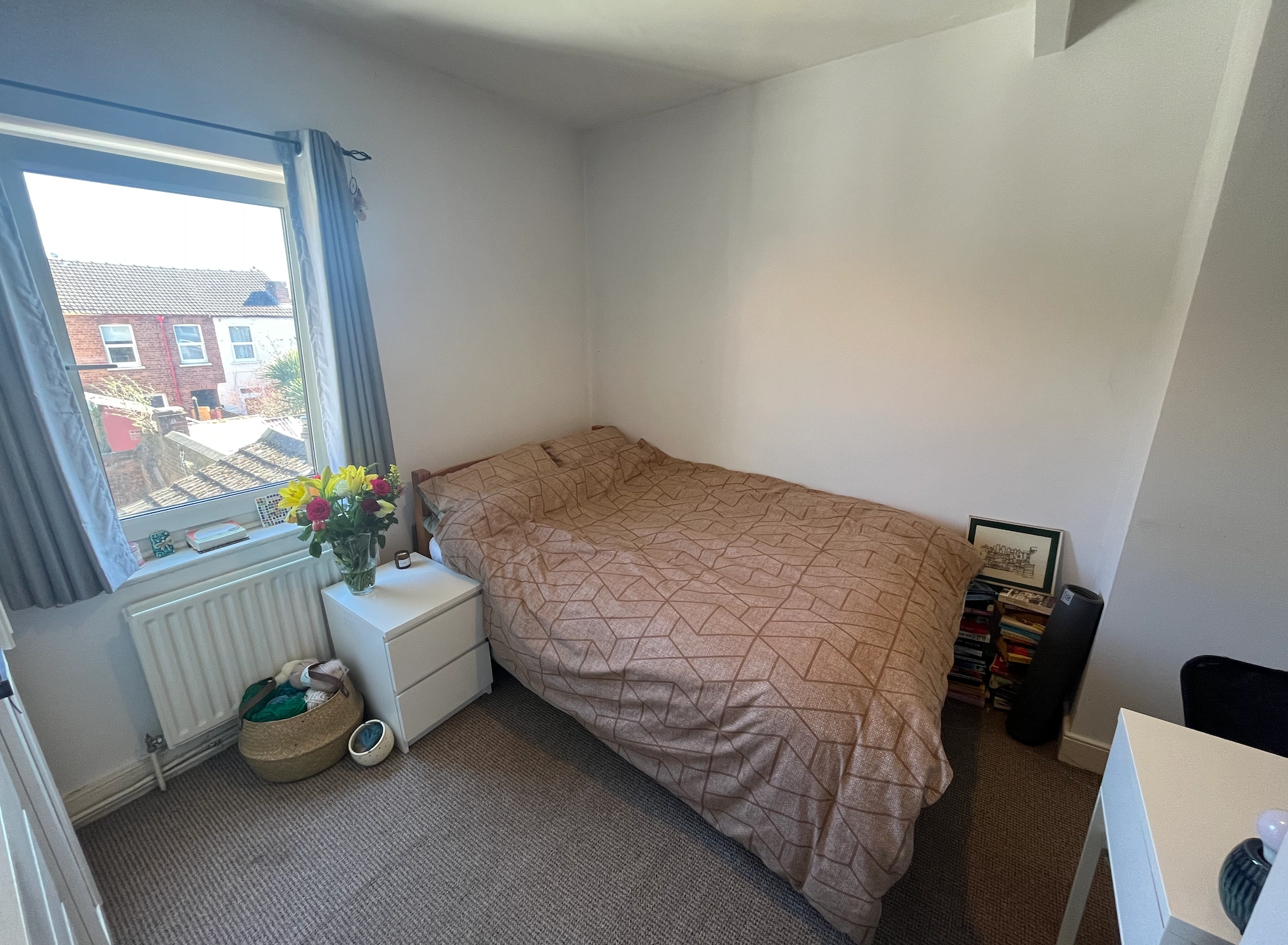 Spare Rooms - 16 Baggholme Road, LN2 5BQ - Bills Inclusive - Image 1